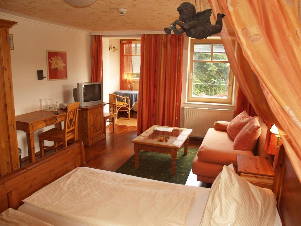 Landhotel Mariensaeule Wernstein am Inn Rom bilde