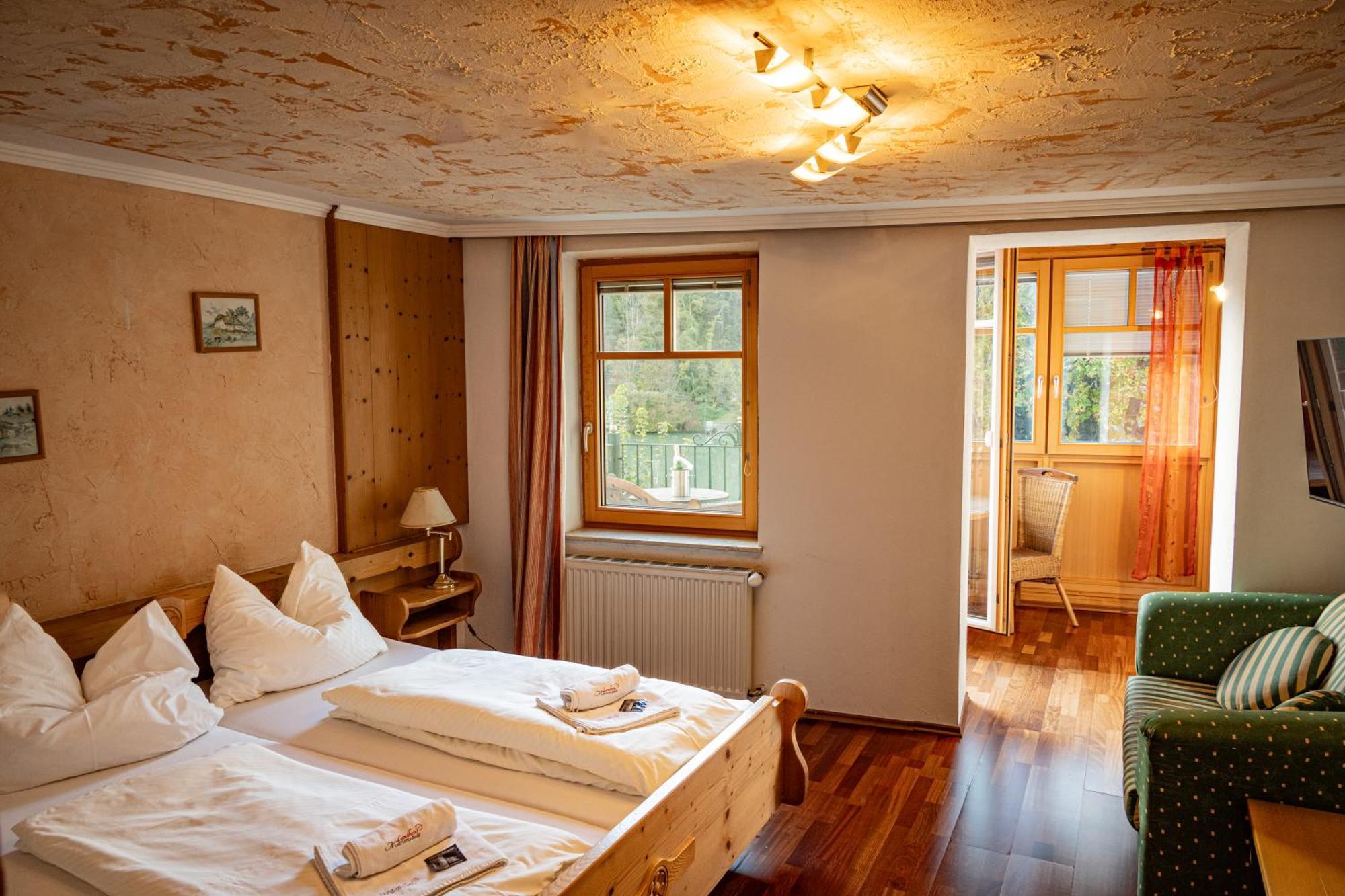 Landhotel Mariensaeule Wernstein am Inn Eksteriør bilde
